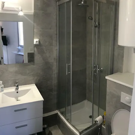 L'etendard Apartment Auris